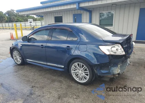 2011 Suzuki Kizashi Sport Sls z USA, uszkodzony, nr VIN JS2RF9A84B6110067